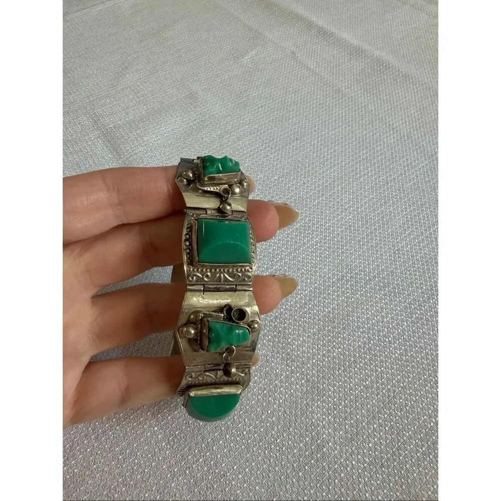 Vintage Signed Alpaca Mexico 925 Sterling Silver Carved Green Onyx Panel Bracele